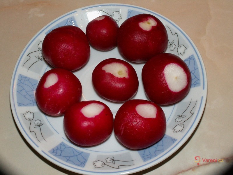 Tvarohová pomazánka s ředkvičkami - fotografie 2