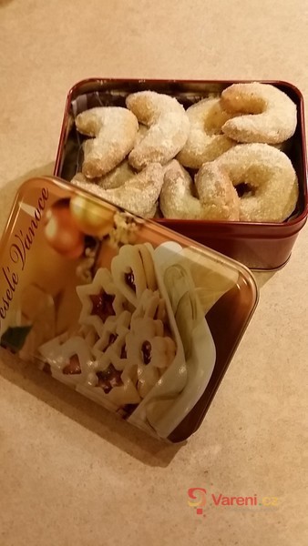 Babiččiny vanilkové rohlíčky - fotografie 3