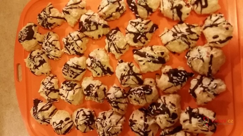 Vánoční kokosky z bílků - fotografie 5