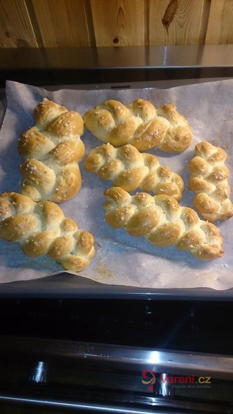 Skvělé domácí housky - fotografie 4