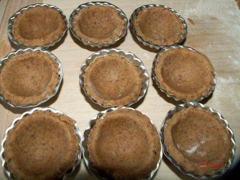 Košíčky s ořechovou náplní - fotografie 5