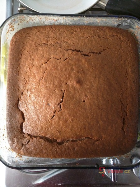 Hrnková perníková buchta - fotografie 2