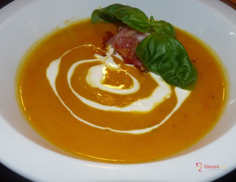 Podzimní dýňová polévka - fotografie 2