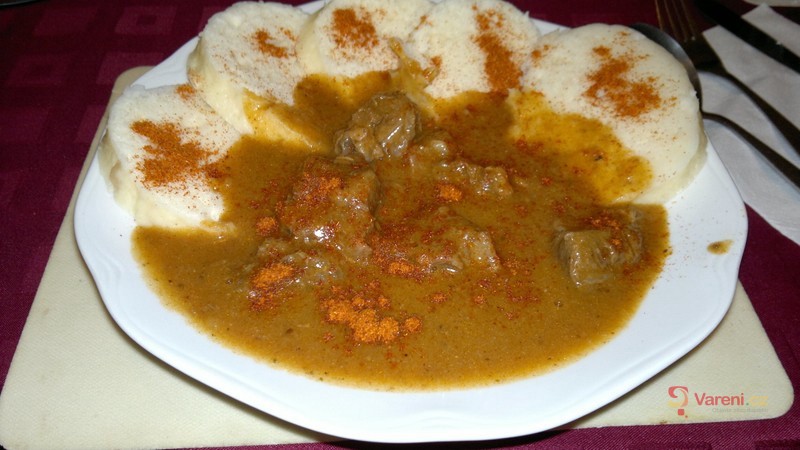 Hovězí guláš 1 - fotografie 3