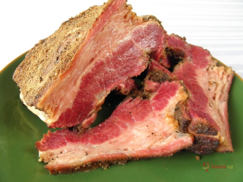 Domácí pastrami v sendviči - fotografie 4