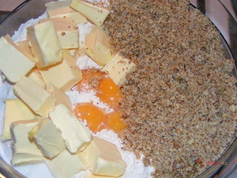 Křehké vanilkové rohlíčky 1 - fotografie 4