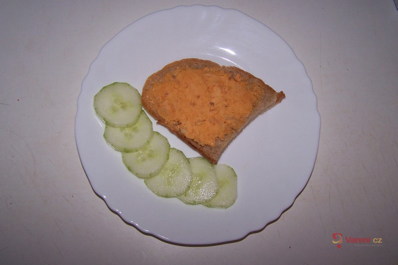 Tradiční brynzová pomazánka - fotografie 2