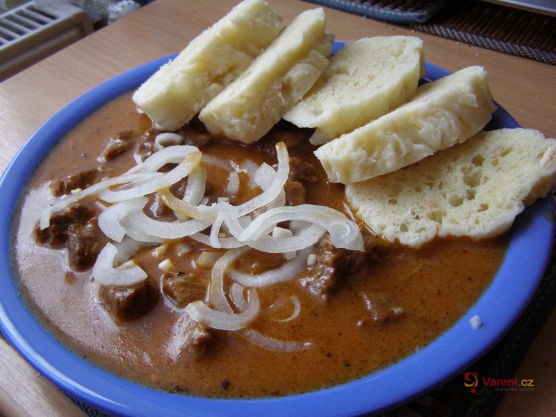 Hovězí guláš - fotografie 4