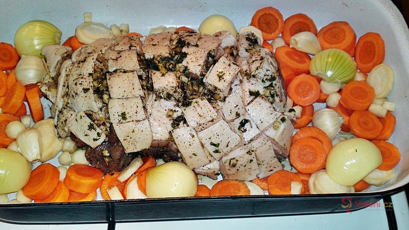 Porchetta - bůčková roláda - fotografie 5