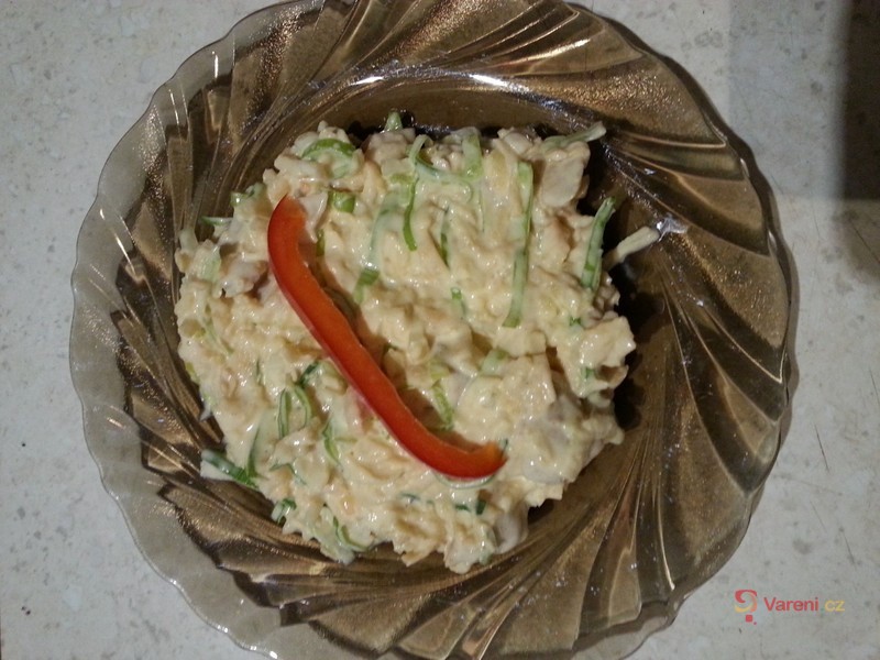 Výborný kuřecí salát - fotografie 2