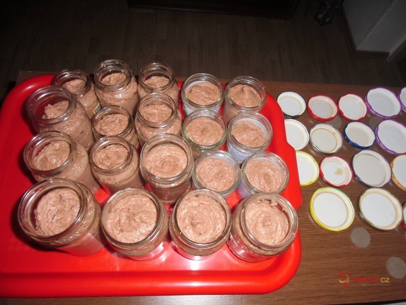 Chutná játrová paštika - fotografie 3