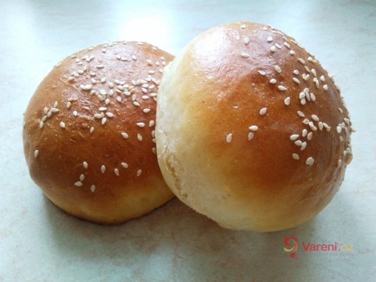 Housky na domácí hamburger - fotografie 2