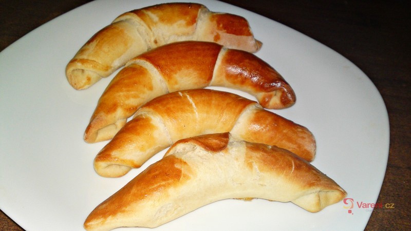 Domácí máslové rohlíky - fotografie 3