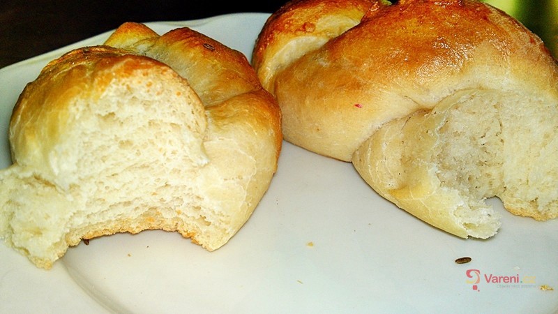 Velikonoční slané kroucené pečivo - fotografie 3