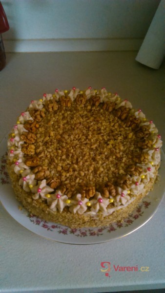 Ořechový dort s kávovým krémem - fotografie 5