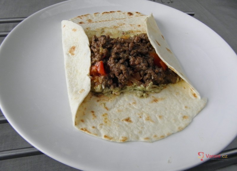 Domácí burrito s hovězím masem - fotografie 4