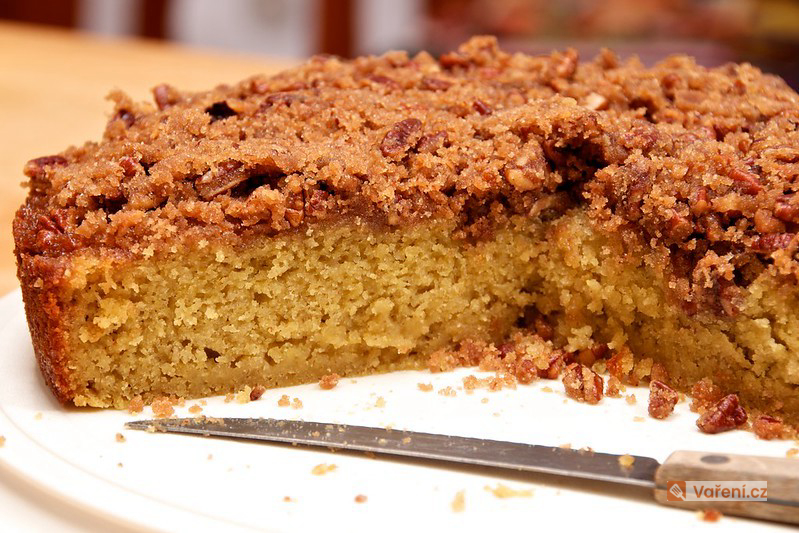 Rychlá jablková buchta se skořicí