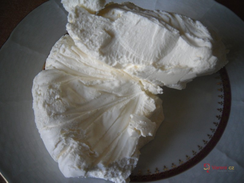 Jednoduchý domácí sýr - fotografie 2