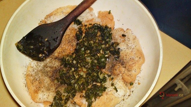 Pečená nádivka s kuřecími játry - fotografie 5