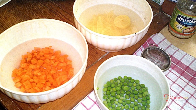 Ukrajinský kyjevský kotlet - fotografie 5