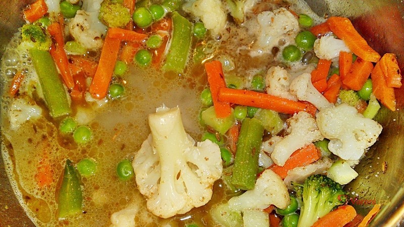 Quinoa s míchanou zeleninou - fotografie 5