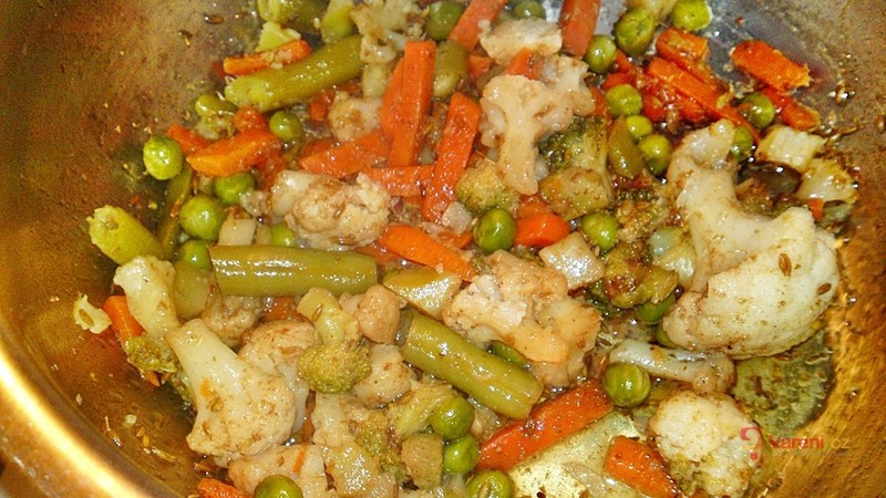 Quinoa s míchanou zeleninou - fotografie 4