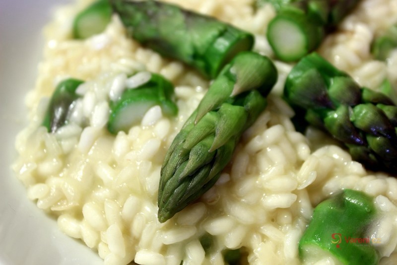 Chřestové rizoto na víně - fotografie 2