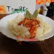 Těstoviny s tomatovou omáčkou - fotografie 2