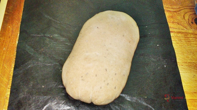 Domácí kváskový chléb s odkladem kynutí - fotografie 5