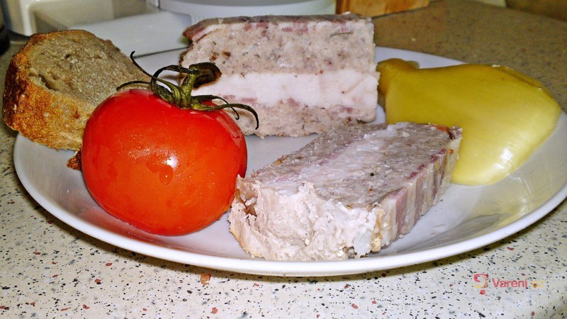 Terina z vepřového a kuřecího masa pečená v Bain Marie - fotografie 2