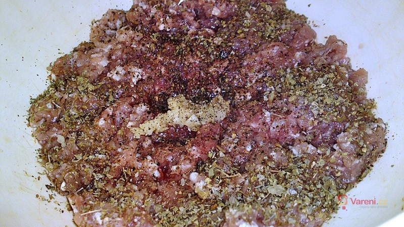 Špízy z mletého masa se zeleninou - fotografie 2