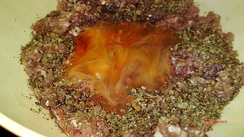 Špízy z mletého masa se zeleninou - fotografie 3