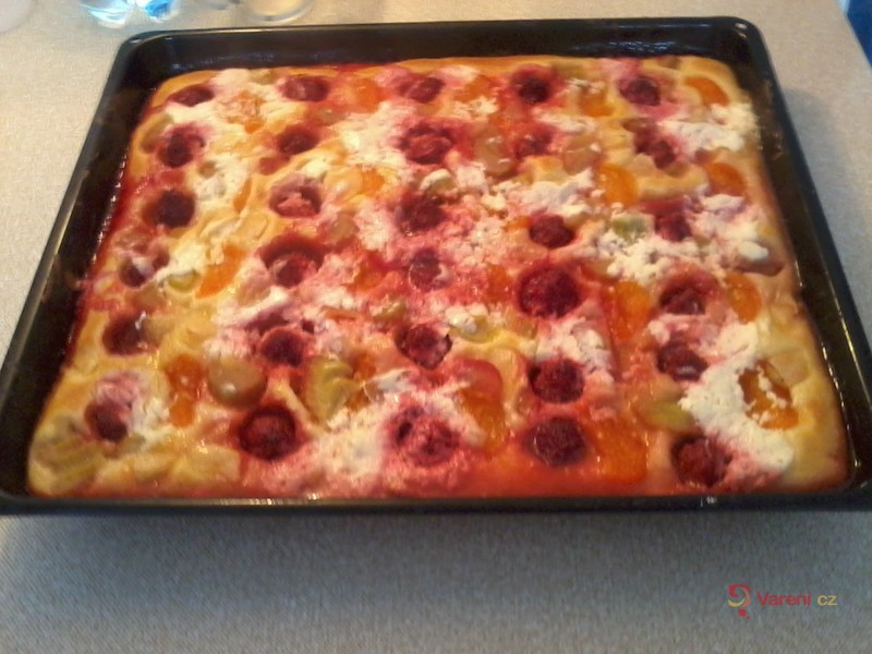 Nekynutý ovocný koláč - fotografie 3