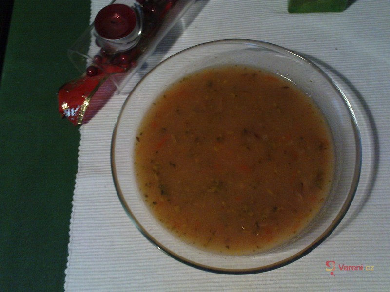 Čočková polévka s párkem - fotografie 4
