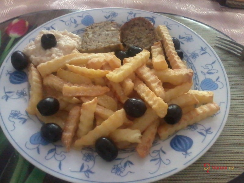 Toníkova masová bábovka - fotografie 4