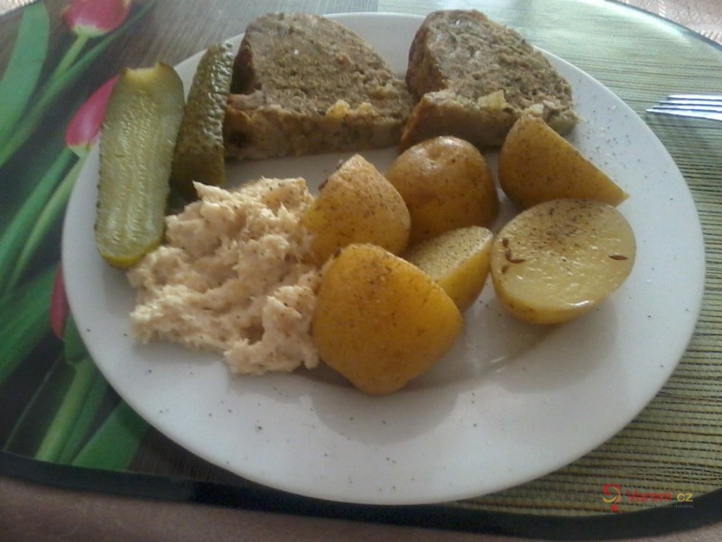 Toníkova masová bábovka - fotografie 5