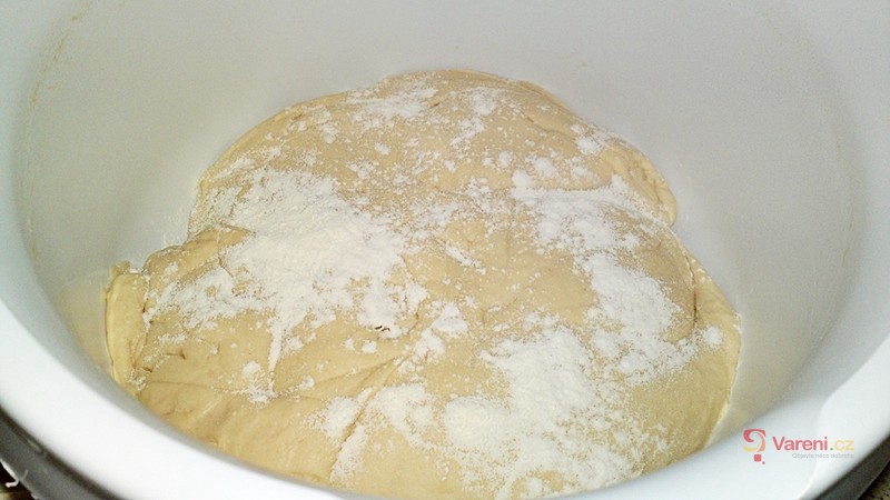 Domácí pivní rohlíky - fotografie 3