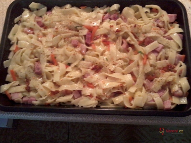 Těstoviny zapečené se šunkou - fotografie 4