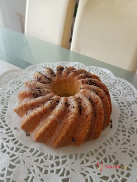 Výborná bábovka s vůní levandule - fotografie 2