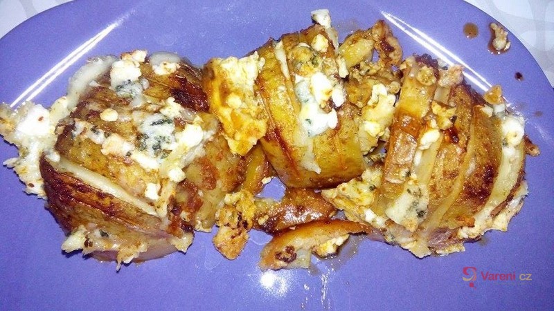 Brambory pečené se sýrem - fotografie 2