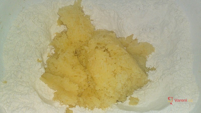 Bílý bramborový kmínový chléb mojí babičky - fotografie 3