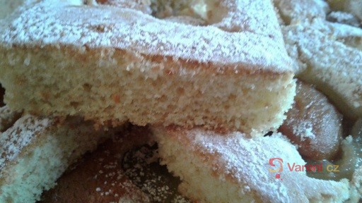 Rychlý hrníčkový moučník s ovocem - fotografie 2