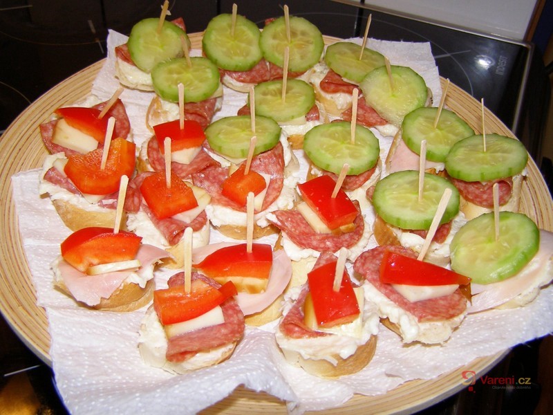 Česnekové jednohubky - fotografie 2