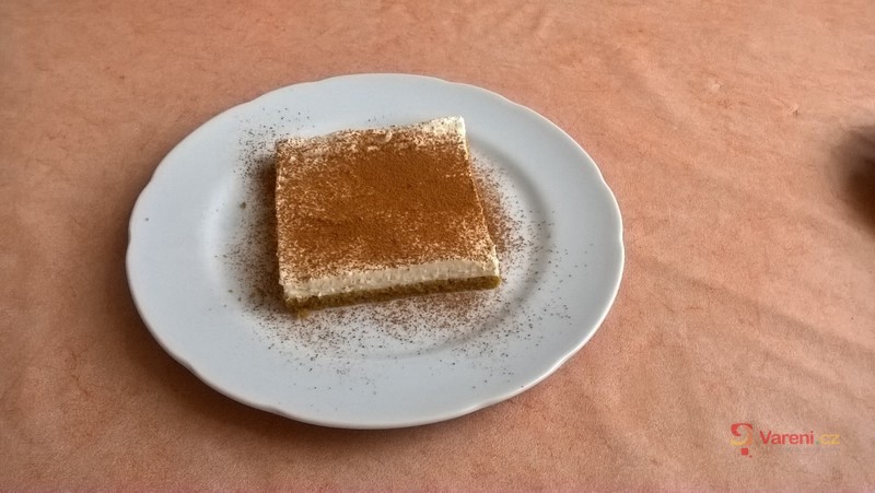 Mrkvový moučník s tvarohovým krémem - fotografie 2