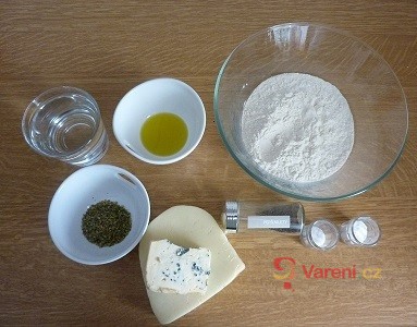 Focaccia se sýrem - fotografie 2