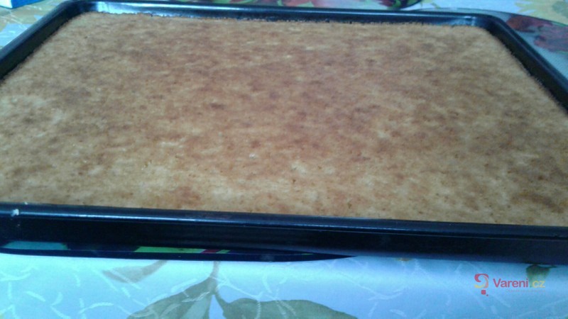 Listové jablkové řezy s pudinkem - fotografie 2