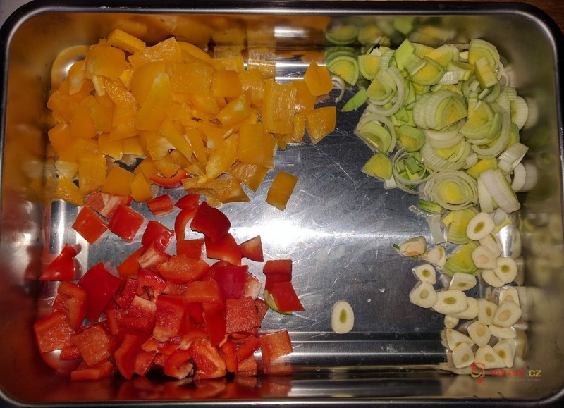 Vepřová pečeně se zeleninovou směsí - fotografie 3