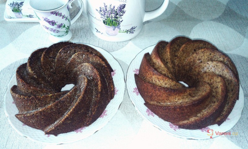 Ořechová hrnková bábovka  - fotografie 2