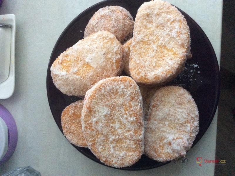 Sladké tvarohové smaženky - fotografie 2