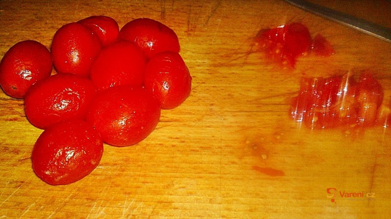 Slávky v pikantní rajčatovo-vínové omáčce - fotografie 4